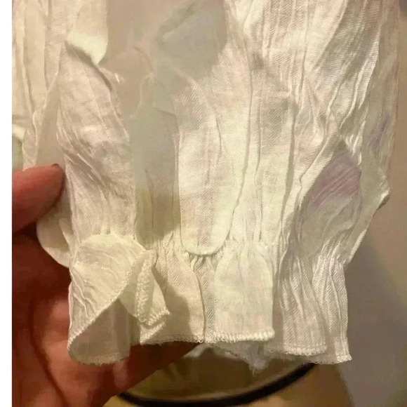 White Square Neck Ruffled Lantern Sleeve Cropped Top NWT Size S - Picture 4 of 9